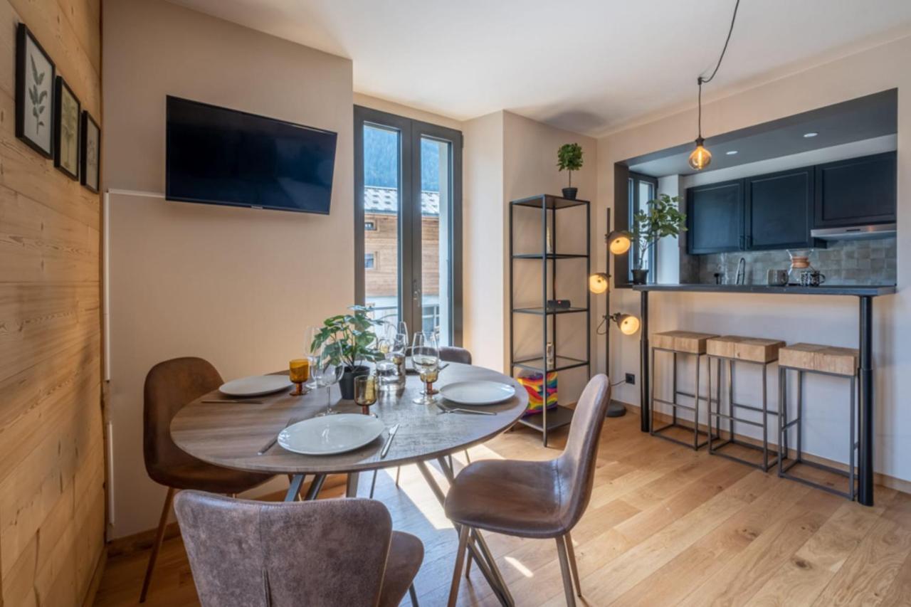 Newly Renovated Apartment With Mont Blanc View Chamonix Exteriér fotografie